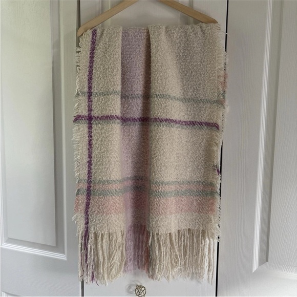 Steve Madden Accessories - Steve Madden Women’s Oversized Plaid Scarf – Soft Fringe Wrap, Pink/Ivory